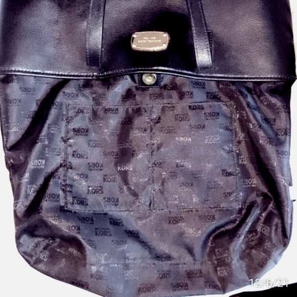 MICHAEL Michael Kors  Travel Black Leather Tote - Picture 10 of 13